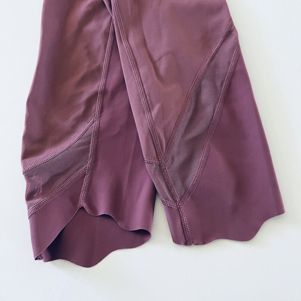 LULULEMON ATHLETICA Plumful Wunder Under HR Crop 24" Leggings - US 8 - Picture 4 of 7